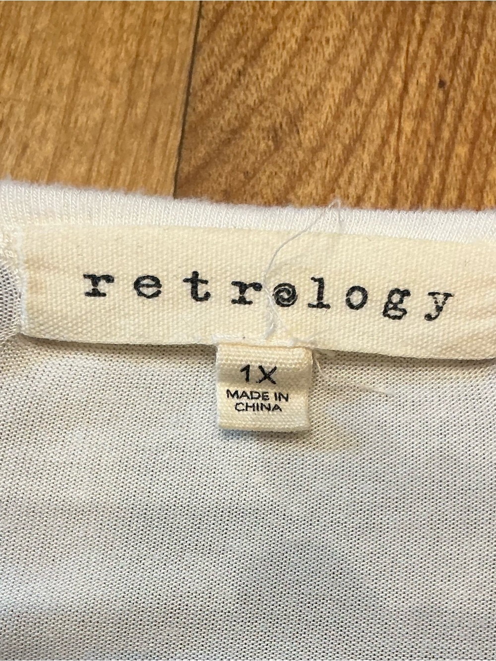 Dressbarn Retrology Top 1X GUC - Picture 2 of 5